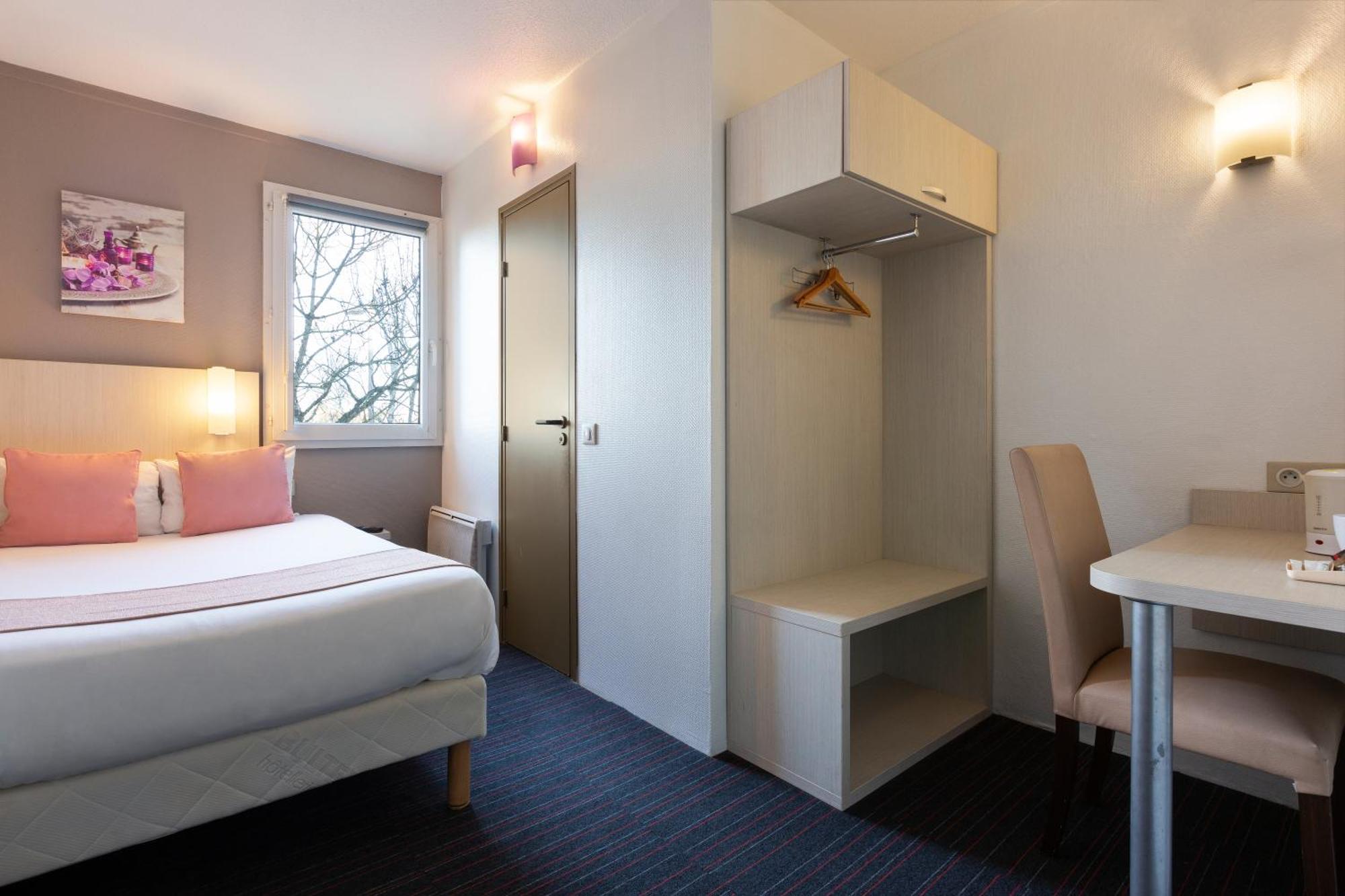 Comfort Hotel Orleans Olivet Olivet  Eksteriør billede